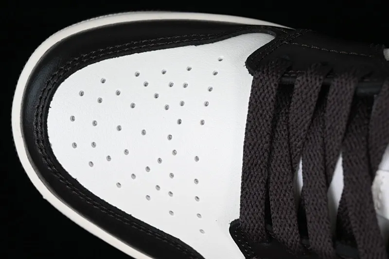 All categories Air Jordan Jordan series basketball shoes Air Jordan 1 Low G version pure original Air Jordan 1 Low AJ1 Joe 1 white coffee color low-top cultural casual sneakers DC0774-200